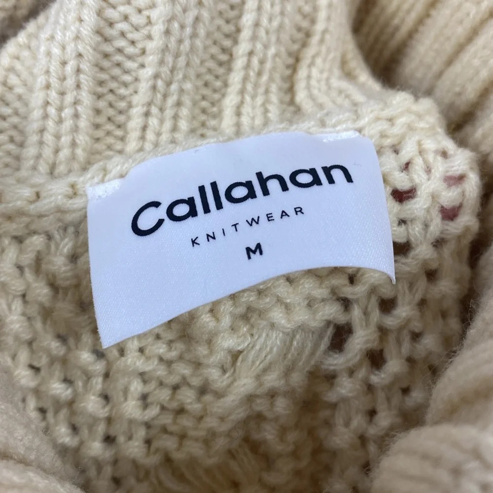 Callahan Knitwear Cream Turtleneck Sweater size Medium New - Picture 9 of 9